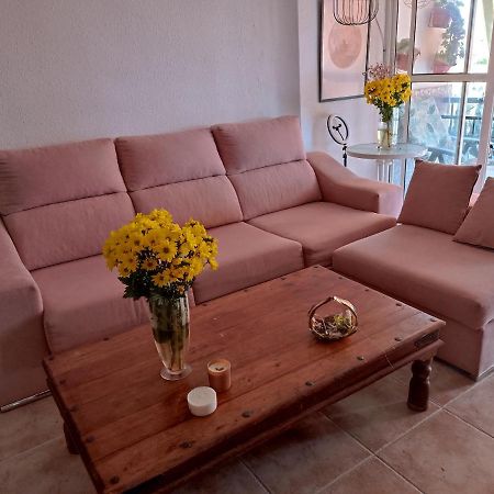 Coty'S Beach, Habitaciones En Casa Compartida Беналмадена Екстериор снимка